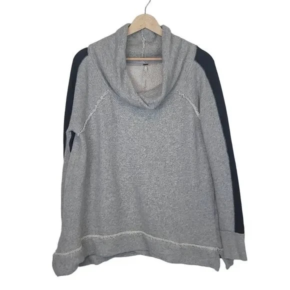 FREE PEOPLE oversized gray cowl neck - Picture 3 of 6